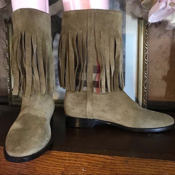 BURBERRY "NORLAND" TAN SUEDE FRINGE BOOT WITH NOVA CHECK TWILL PATTERN (36) - Picture 3 of 15